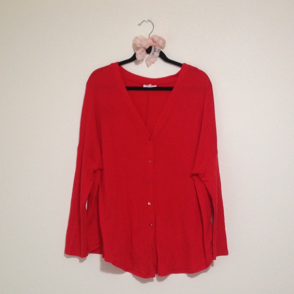 STUDIO B Red Light-weight Button-up V-Neck Cardigan